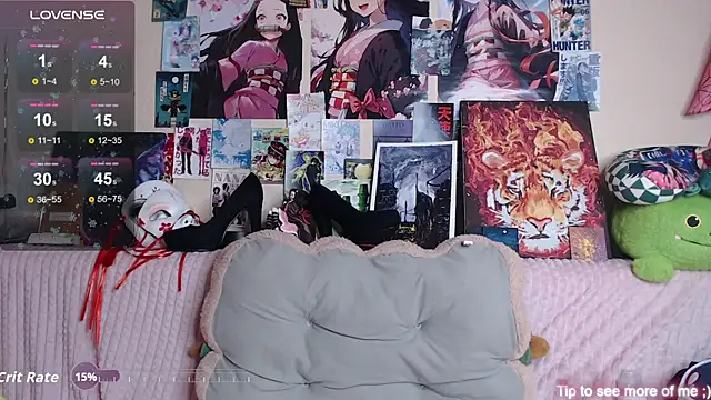 AliceChio online show from October 18, 5:48 pm