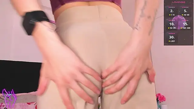 Aryane art  online show from November 9, 11:11 pm