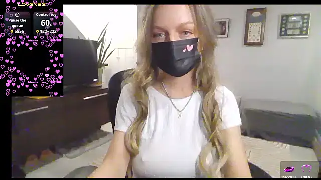 Magical Milf MelissaXX online show from October 1, 5:18 pm