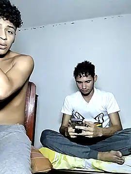 Snapshot of Manuel_Mateus1 chatting on October 8, 12:48 am Manuel Mateus1 online show from October 8, 12:48 am