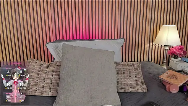 keeyla stone online show from April 5, 9:36 pm