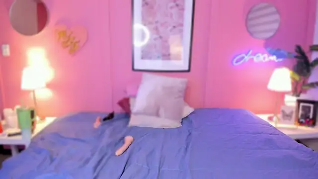 Snapshot of Annia_DH chatting on October 1, 8:58 pm Annia DH online show from October 1, 8:58 pm