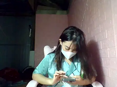 Snapshot of Seri202 chatting on October 5, 11:59 am Seri202 online show from October 5, 11:59 am