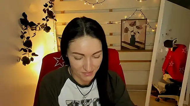 Aurora Loveu online show from February 14, 11:40 pm