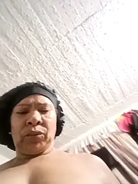 Morenaza6420 online show from April 6, 3:39 am