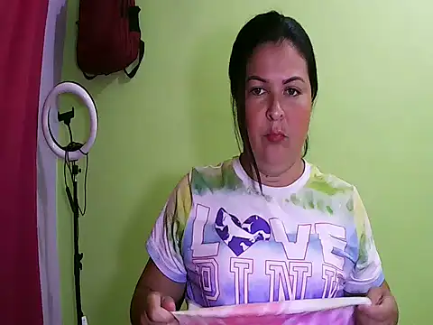 anapaulaa online show from October 17, 6:44 pm