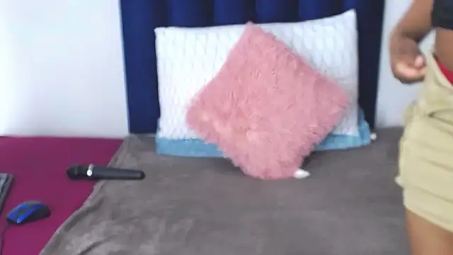 Pinkdollyg online show from March 19, 10:14 pm