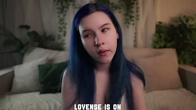 ElizSpieth online show from December 16, 1:11 am