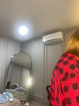 CharlotteBrownn  online show from September 24, 2:32 am