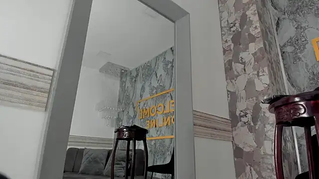 Sophi Johnson online show from January 7, 9:18 pm