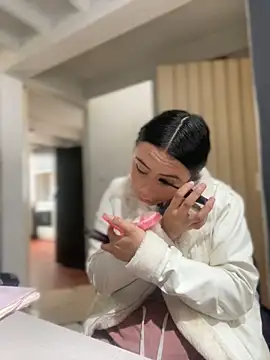 Venus Rivers online show from November 28, 1:58 pm