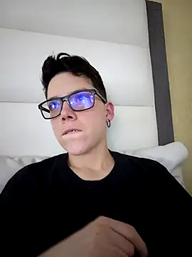 SpencerMontgomery online show from November 11, 6:38 pm