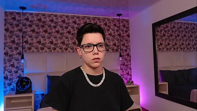 SpencerMontgomery online show from September 27, 9:55 pm