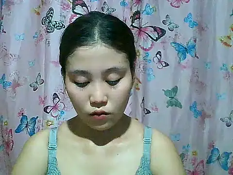 SexyAsianPussy4u online show from July 3, 5:24 am