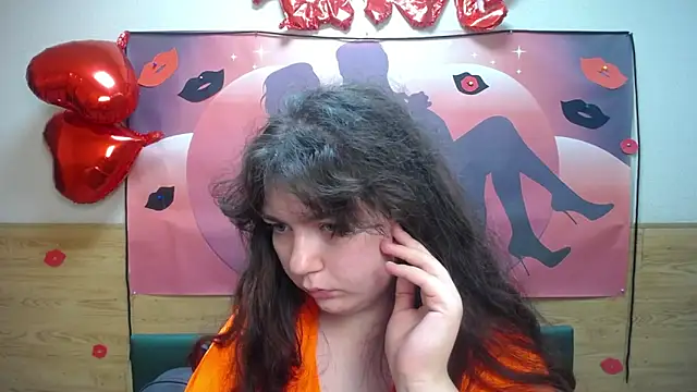 Snapshot of NeonilaLisova chatting on September 9, 1:33 pm NeonilaLisova online show from September 9, 1:33 pm