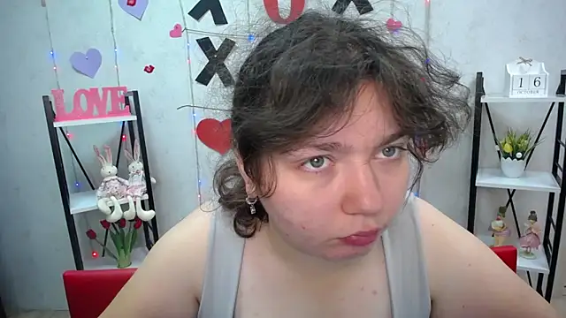 Snapshot of NeonilaLisova chatting on October 17, 5:32 am NeonilaLisova online show from October 17, 5:32 am