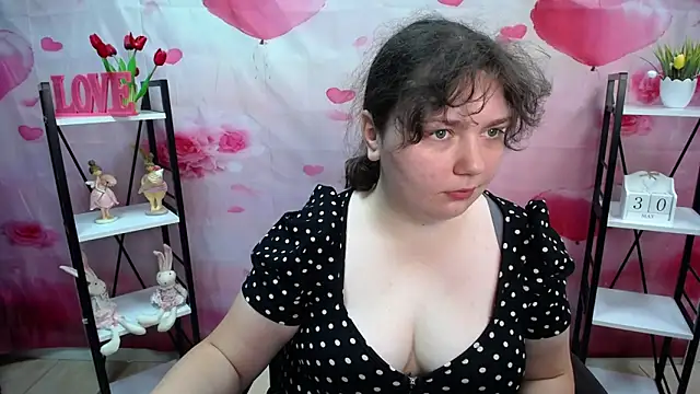 NeonilaLisova online show from May 30, 11:08 am