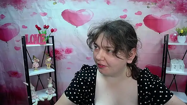 NeonilaLisova online show from May 28, 5:05 am