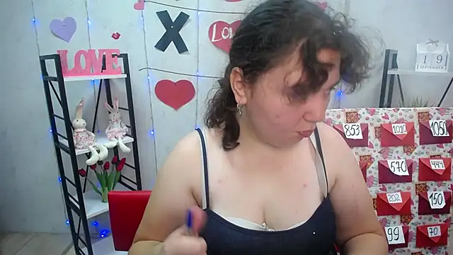 Snapshot of NeonilaLisova chatting on September 19, 5:28 am NeonilaLisova online show from September 19, 5:28 am
