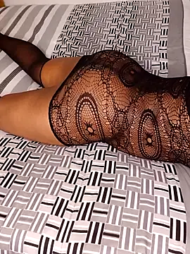 SexxyAddiict online show from April 16, 5:08 am