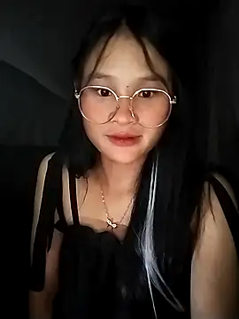 Snapshot of saronla_03 chatting on September 28, 5:51 pm saronla 03 online show from September 28, 5:51 pm