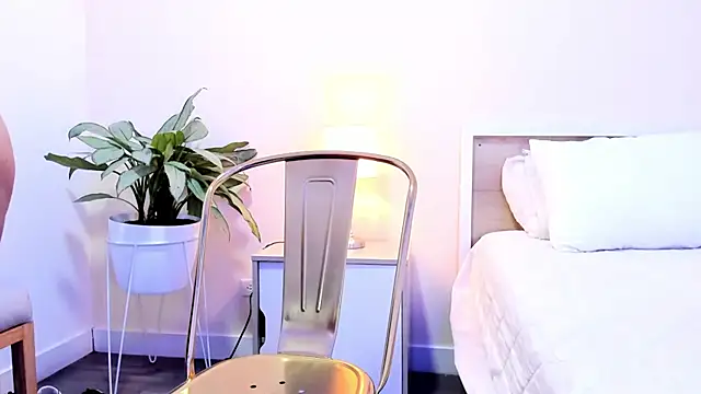 BellaNixs online show from September 23, 3:26 am