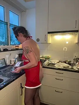 Nadja Noir online show from November 28, 3:37 pm