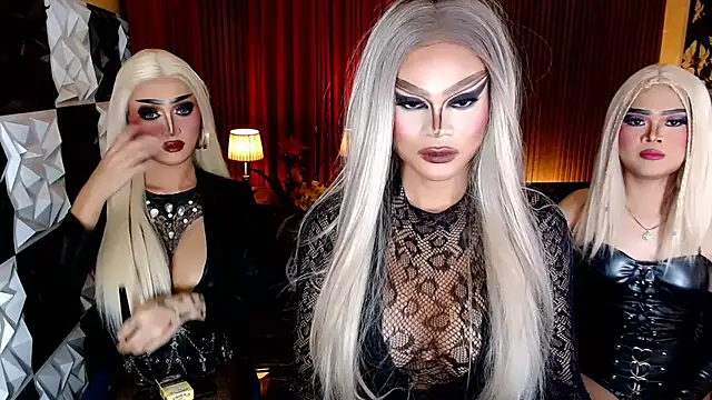 IndestructibleLily online show from April 8, 7:32 am