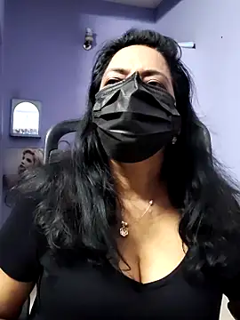 mallu-lover online show from October 15, 1:03 pm