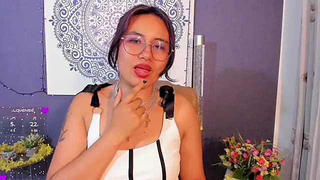 Nova allen online show from September 22, 11:14 pm