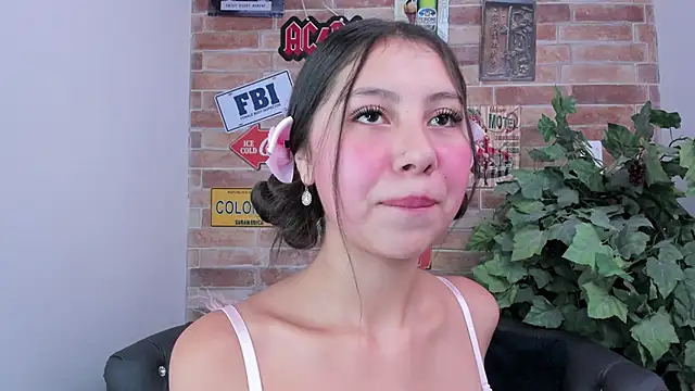 misss luxury online show from November 8, 11:37 am