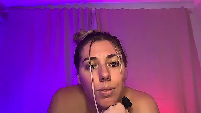 louiseberkeley online show from March 1, 7:52 am