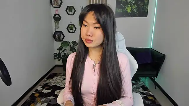 LunaPurrr online show from October 13, 11:18 pm