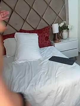 AngelinaDuvall online show from April 7, 11:45 am