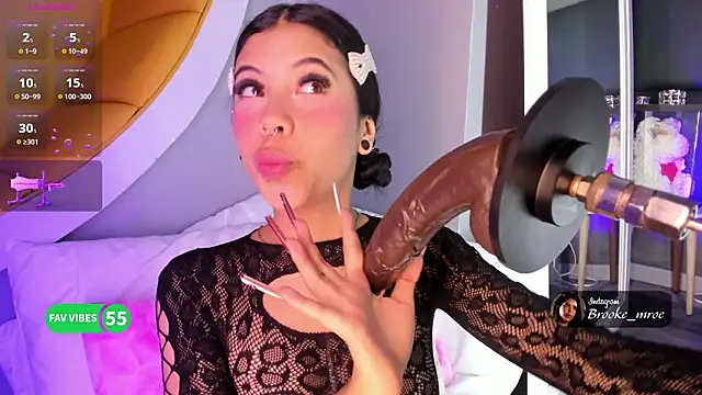 Brooke monroe online show from March 14, 5:14 pm