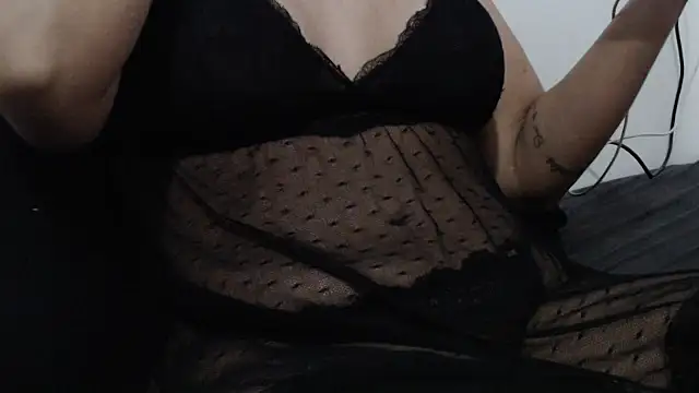 Luaproibida online show from October 8, 4:44 pm