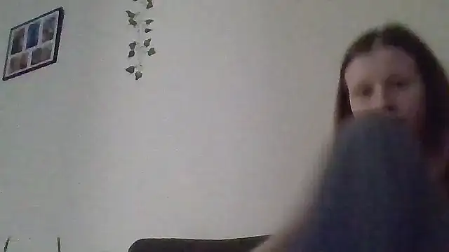sarah2007 online show from June 3, 2:45 am