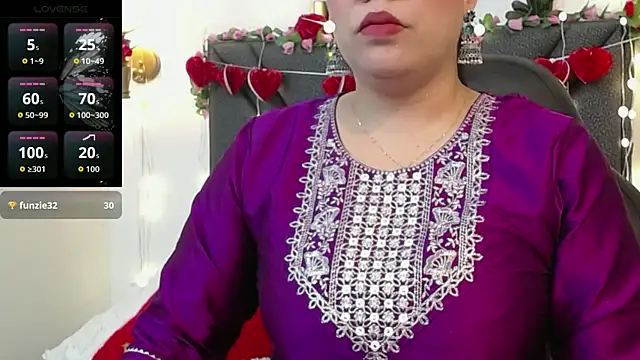 IndraKaur  online show from April 1, 12:17 pm