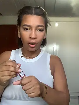 Snapshot of Crisschiavo chatting on September 9, 12:38 pm Crisschiavo online show from September 9, 12:38 pm