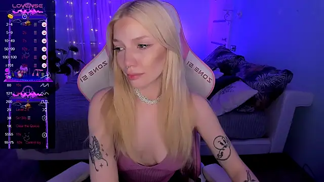 AnyaTaylor  online show from March 18, 2:16 am