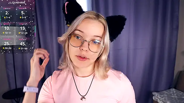 EdaKirkIin online show from October 31, 5:20 am