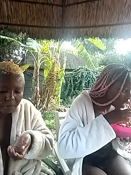 DarkQueen 94 online show from April 6, 5:30 am