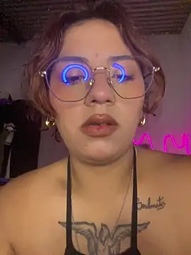 SoftLady S33 online show from March 22, 7:09 pm