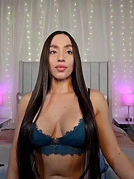 Snapshot of AriadnaTaylor chatting on October 3, 6:57 pm AriadnaTaylor online show from October 3, 6:57 pm