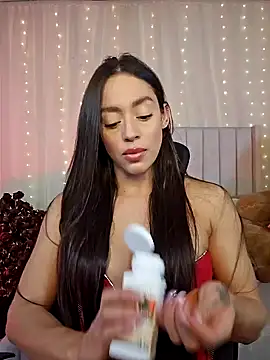 Snapshot of AriadnaTaylor chatting on September 29, 5:18 pm AriadnaTaylor online show from September 29, 5:18 pm