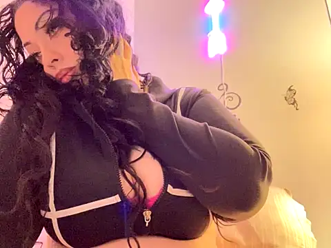 Kendall knox online show from October 24, 2:29 am