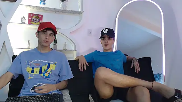 THREE GUYS HOT online show from October 14, 8:44 pm