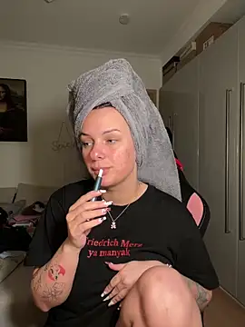 OliviaaFischer online show from April 5, 8:08 pm