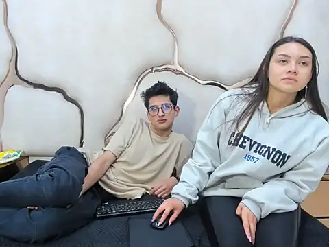 Noa Arez online show from October 14, 5:32 am