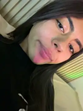 LilybethGray online show from June 18, 1:18 am